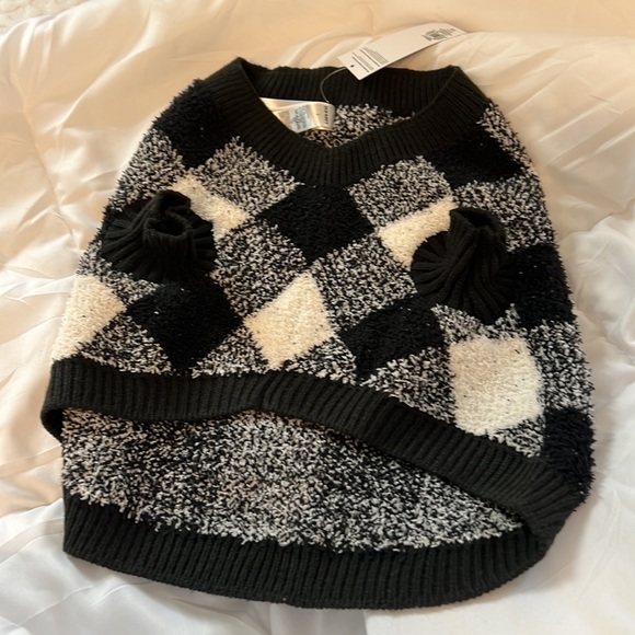 NWT plaid dog sweater - Picture 3 of 3